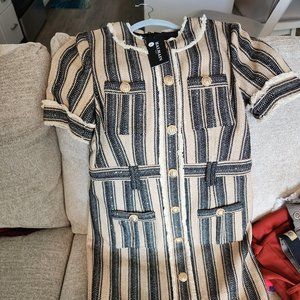 BALMAIN PARIS Brand new tags on size large